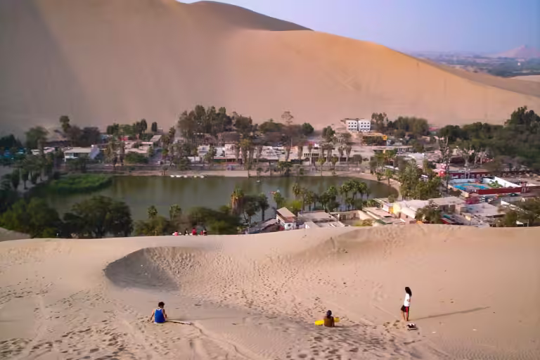 el Oasis de Huacachina